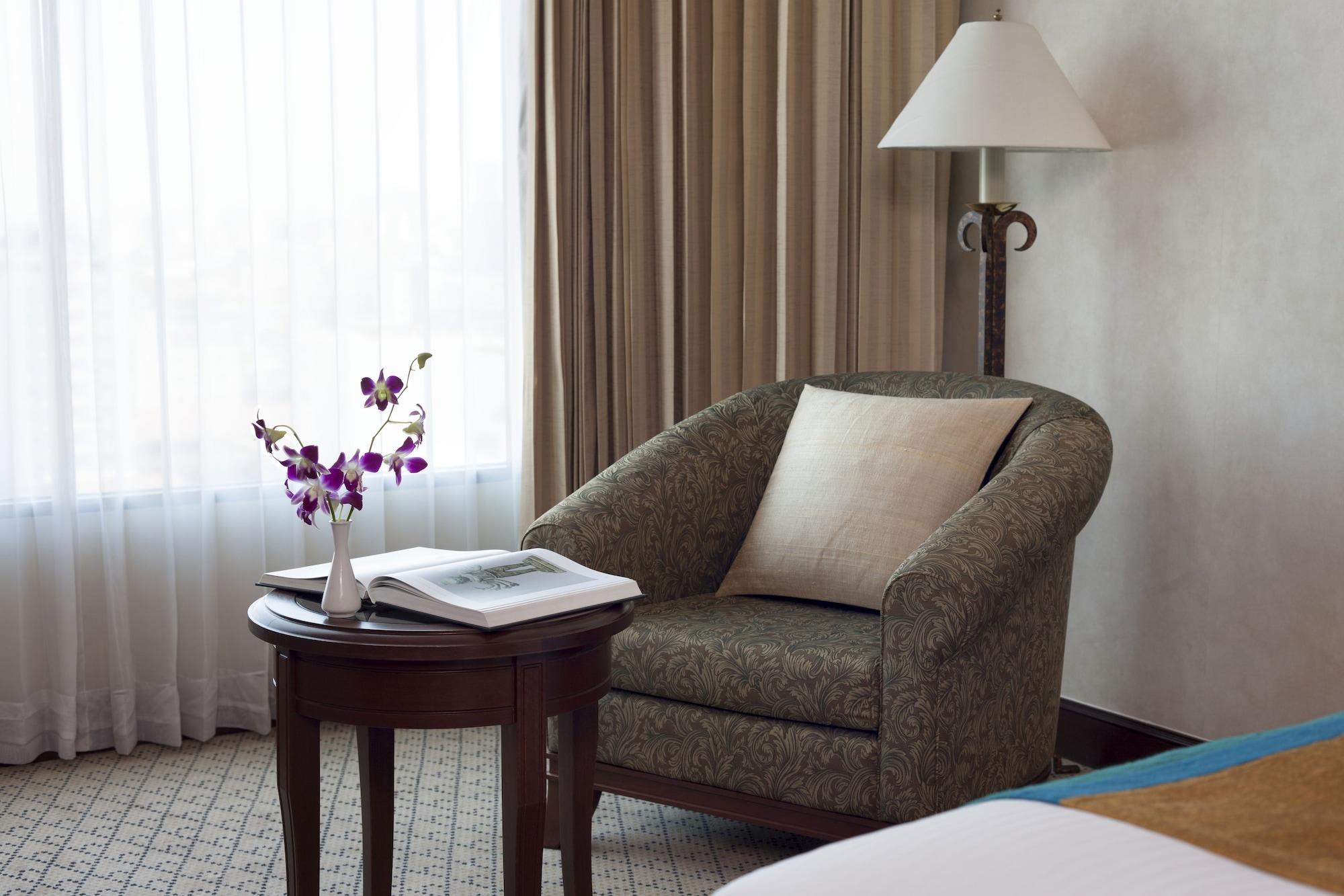 Intercontinental Phnom Penh 호텔 외부 사진