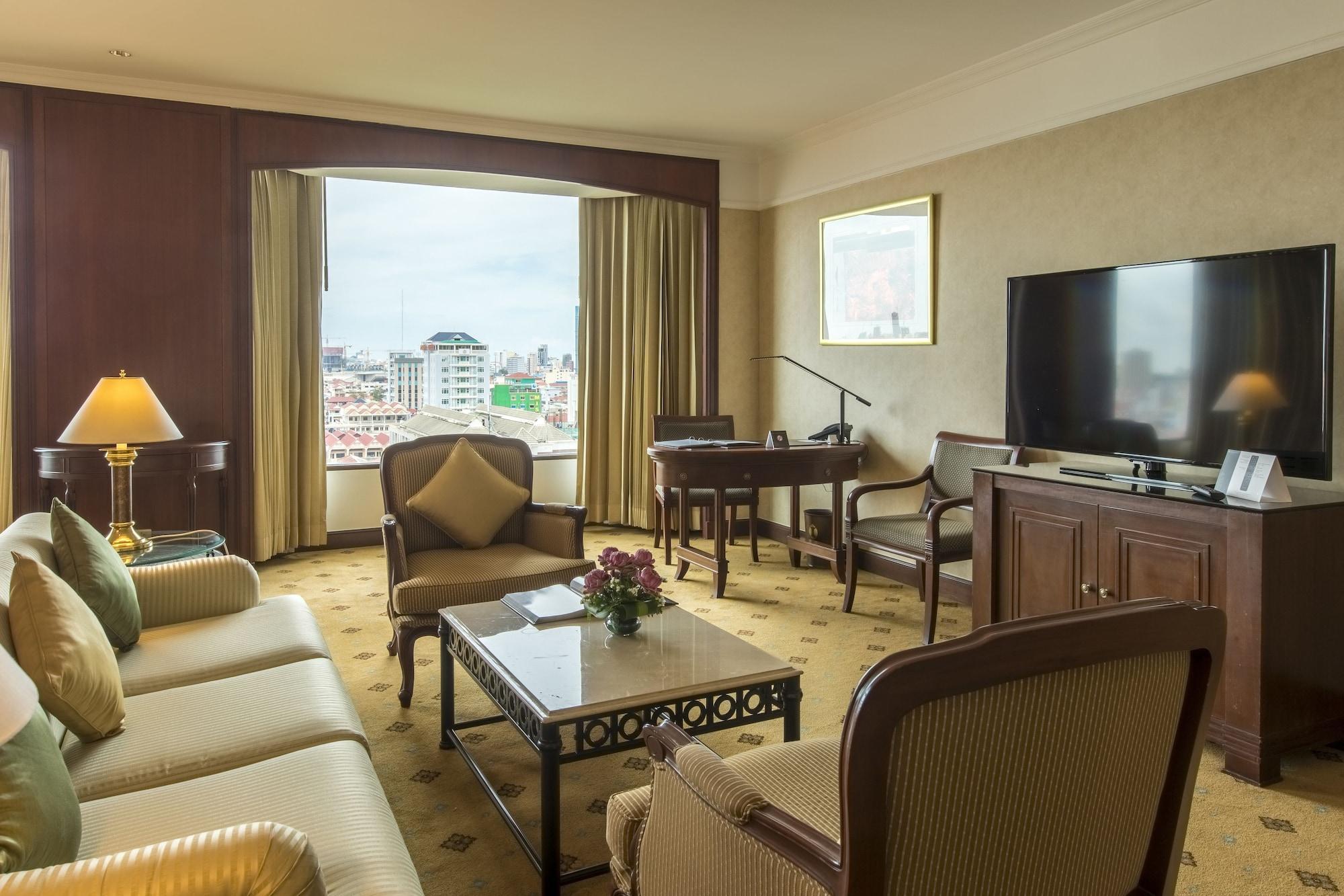 Intercontinental Phnom Penh 호텔 외부 사진