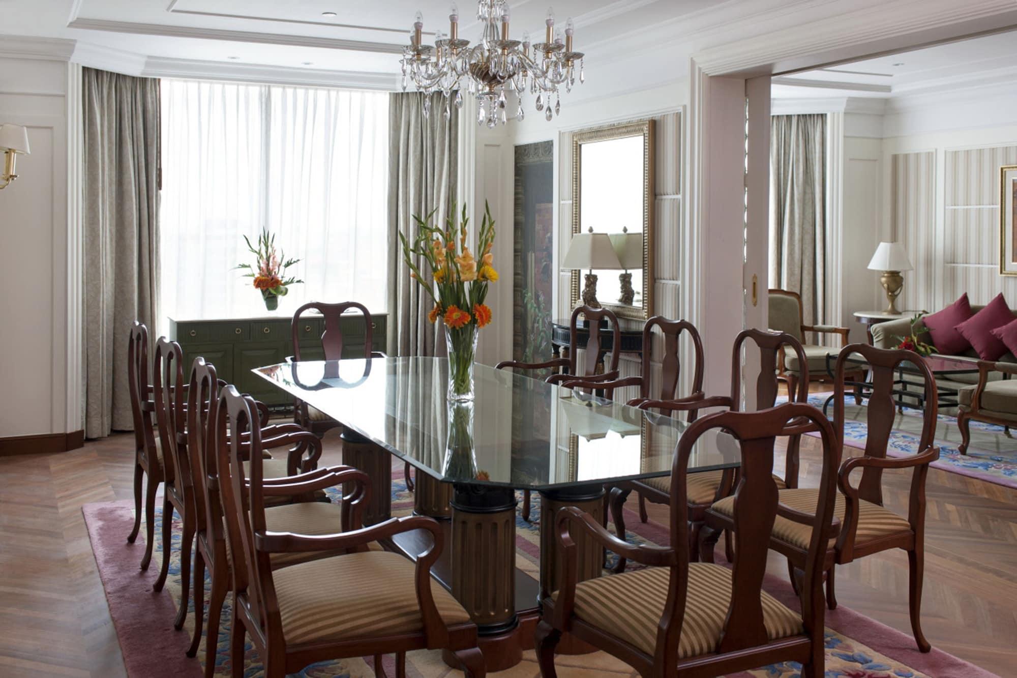 Intercontinental Phnom Penh 호텔 외부 사진
