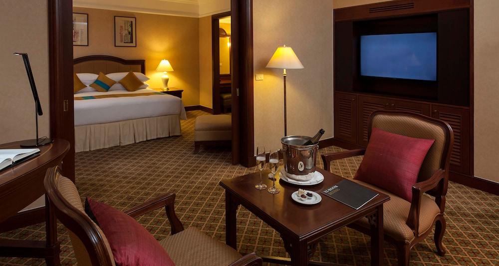 Intercontinental Phnom Penh 호텔 외부 사진