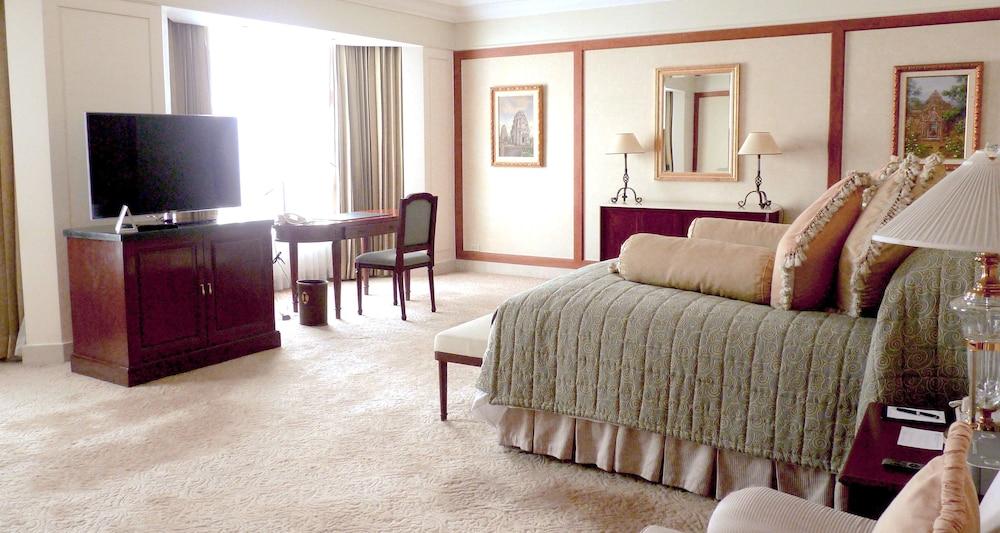 Intercontinental Phnom Penh 호텔 외부 사진
