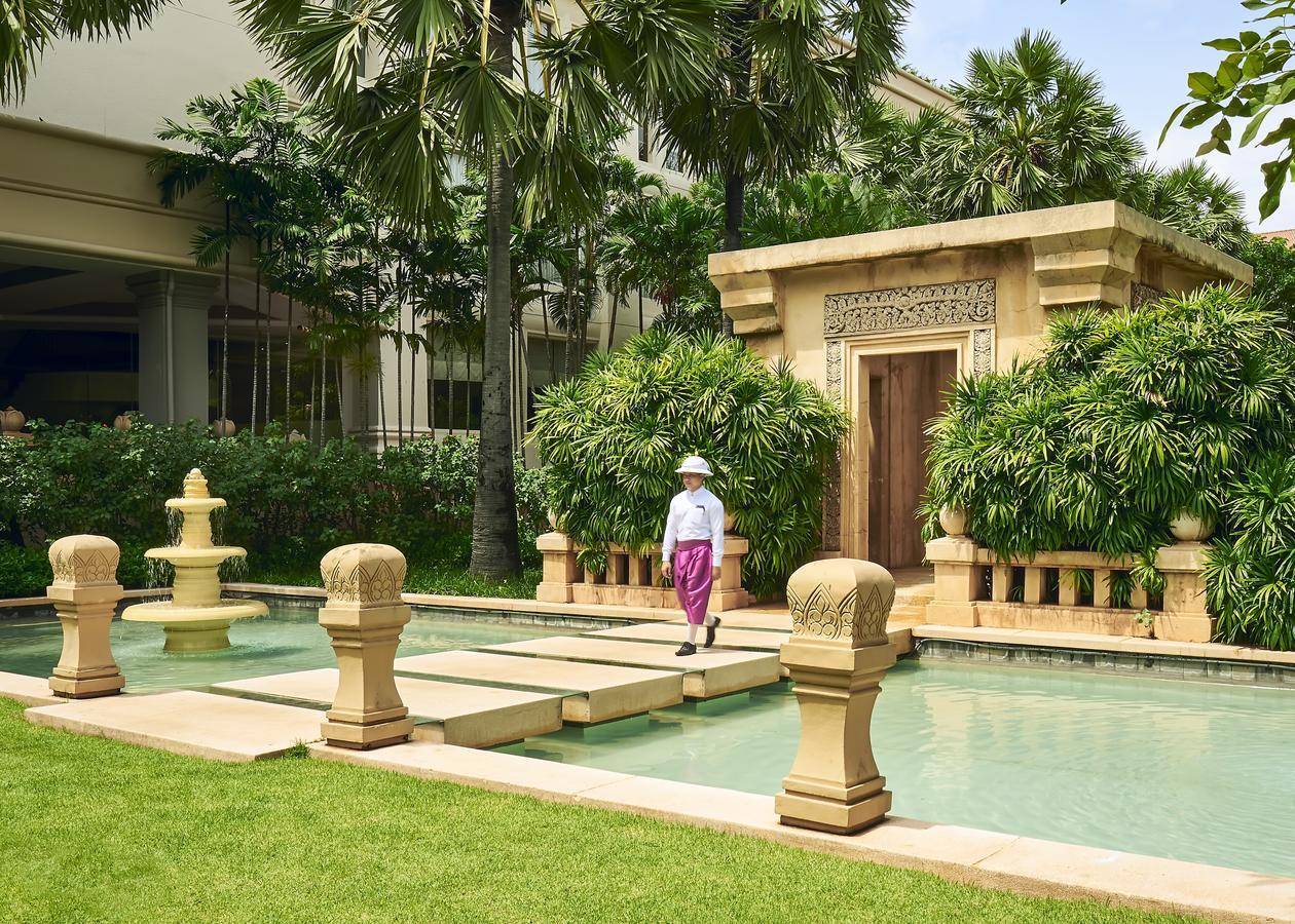 Intercontinental Phnom Penh 호텔 외부 사진