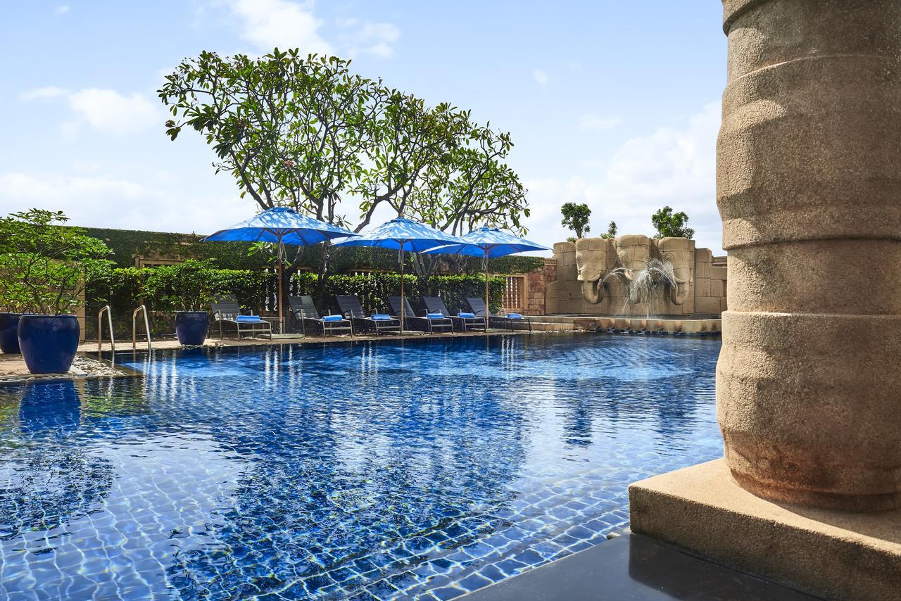 Intercontinental Phnom Penh 호텔 외부 사진