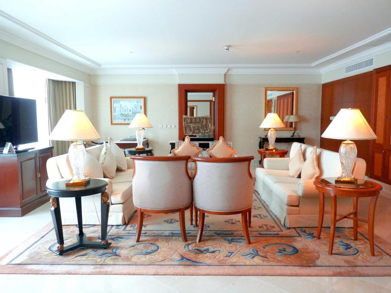 Intercontinental Phnom Penh 호텔 외부 사진